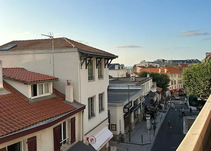 Superbe Plein Centre De Apartament *